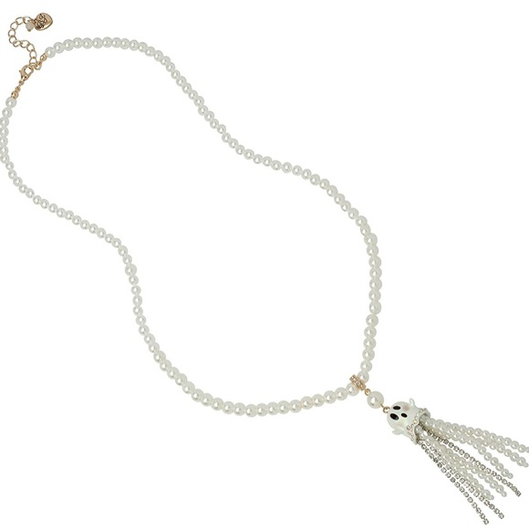 NWT $48 GLOW IN THE DARK Betsey Johnson Ghost Pearl Fringe Necklace - Picture 2 of 9
